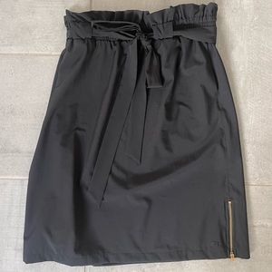 Black Albion Bow Skirt (HARDLY WORN)